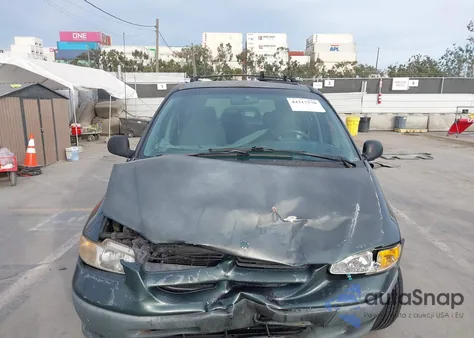 2000 Dodge Grand Caravan z USA, uszkodzony, nr VIN 2B4GP24R9YR718336